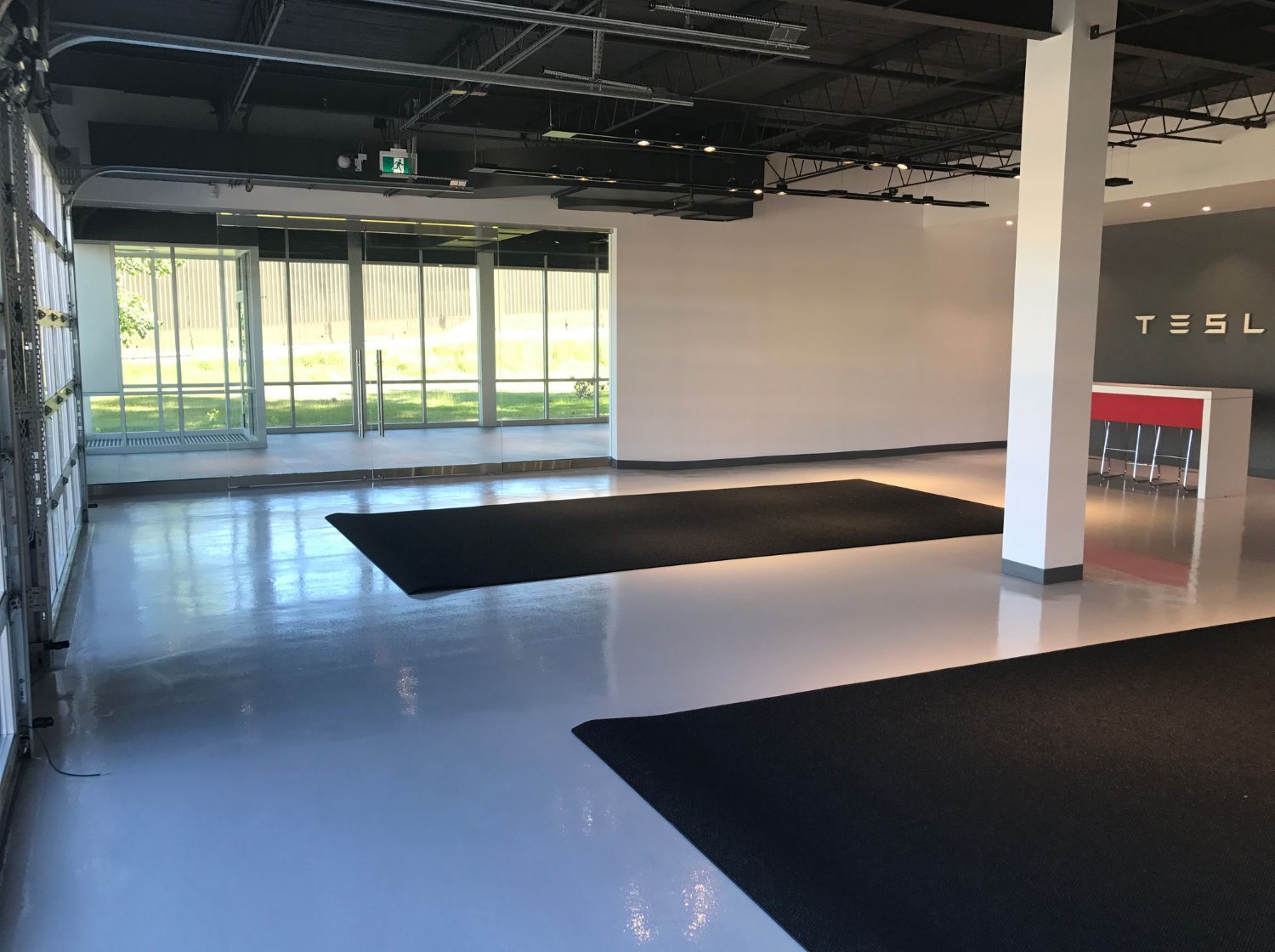 Calgary Tesla Service Shop photo 8