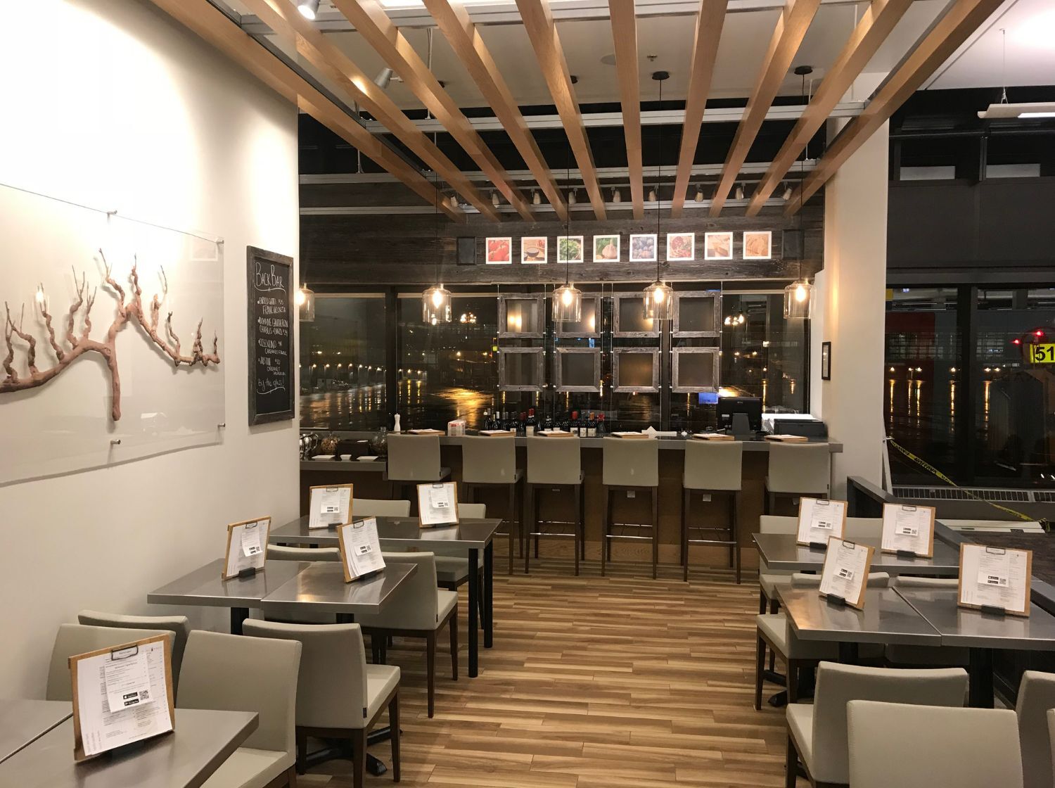 Restaurant Construction project photo 7