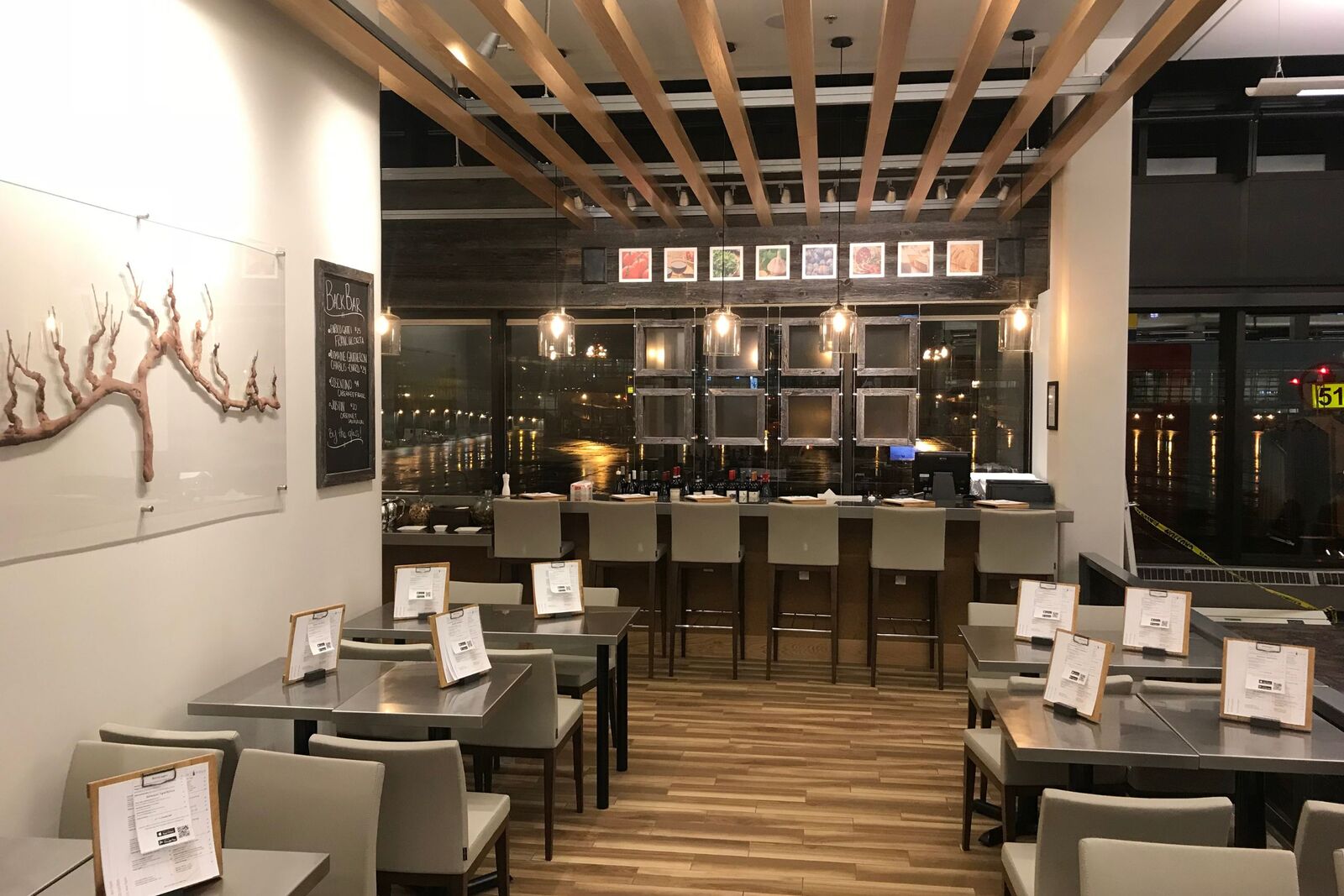Restaurant Construction project photo 3